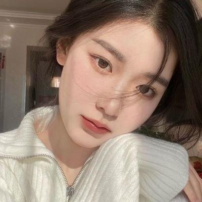 她的微笑和圈套